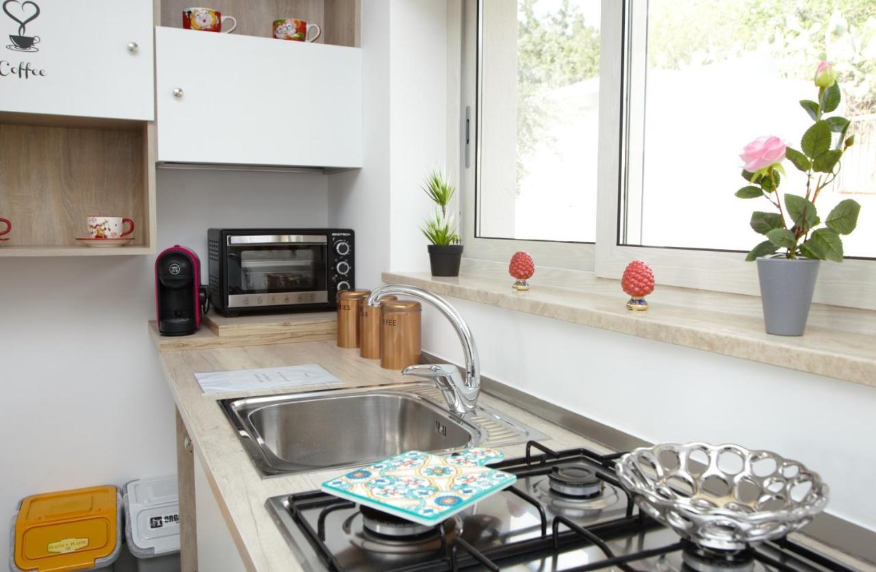 Il Tramonto Apartment คาปาชิ ภายนอก รูปภาพ