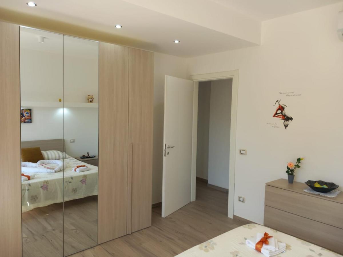 Il Tramonto Apartment คาปาชิ ภายนอก รูปภาพ