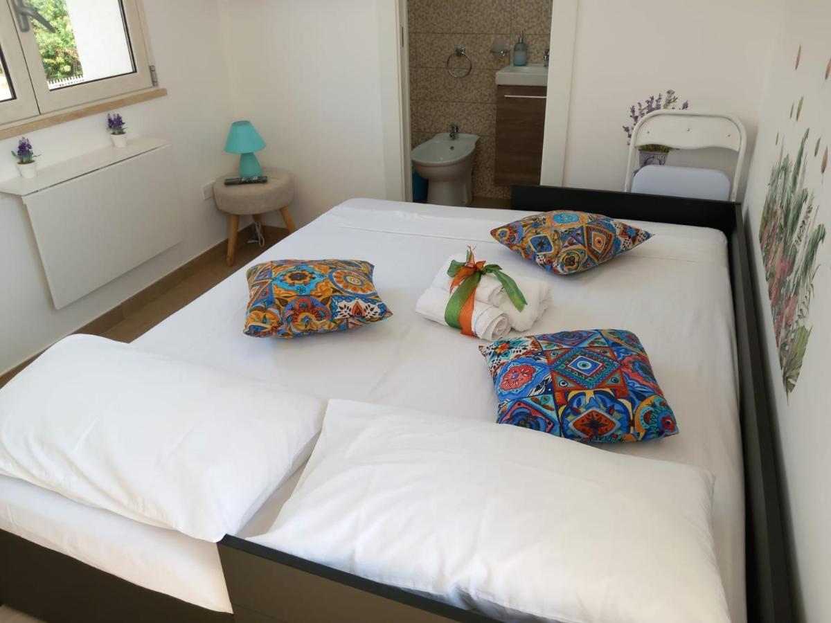 Il Tramonto Apartment คาปาชิ ภายนอก รูปภาพ