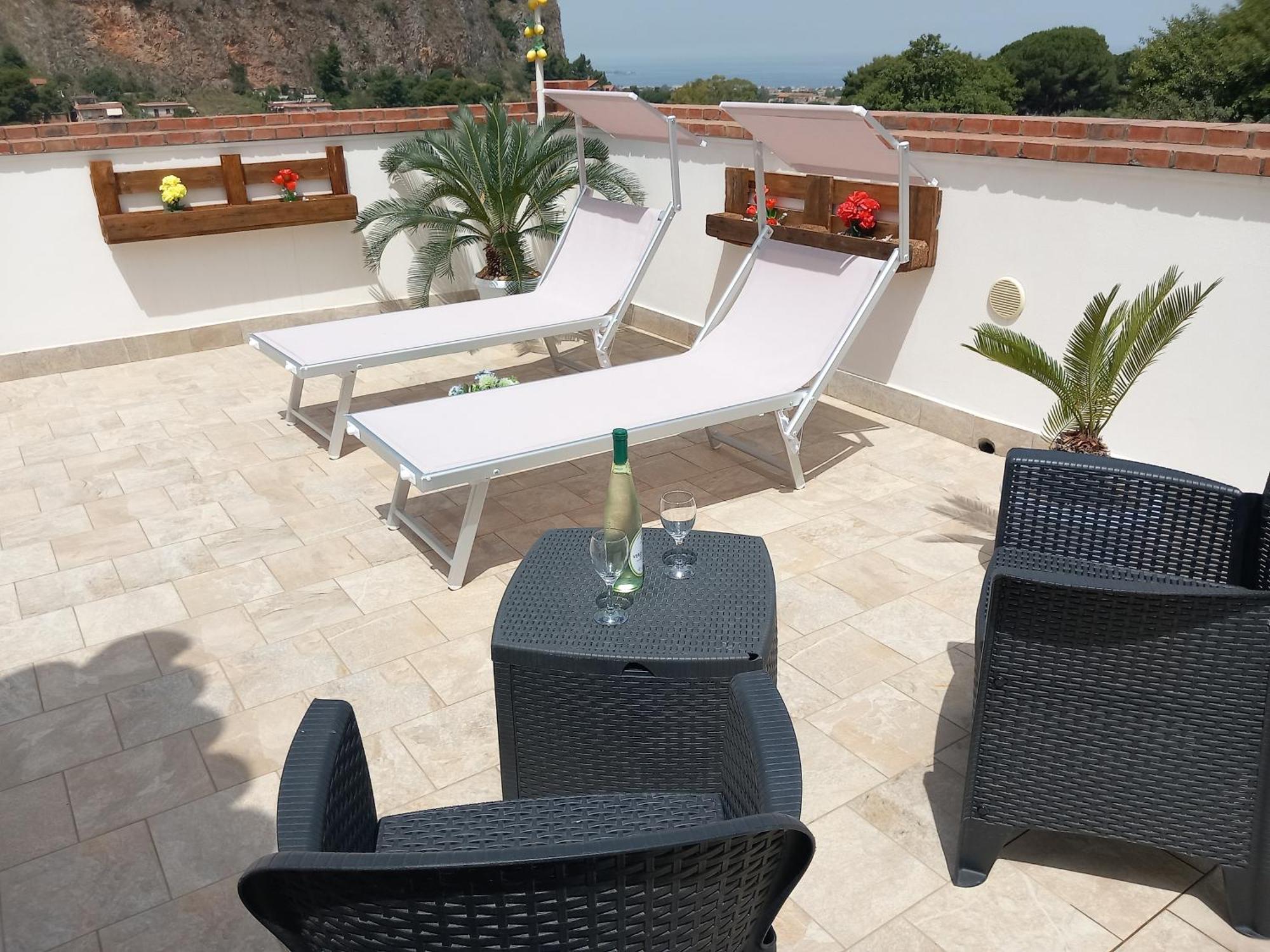 Il Tramonto Apartment คาปาชิ ภายนอก รูปภาพ