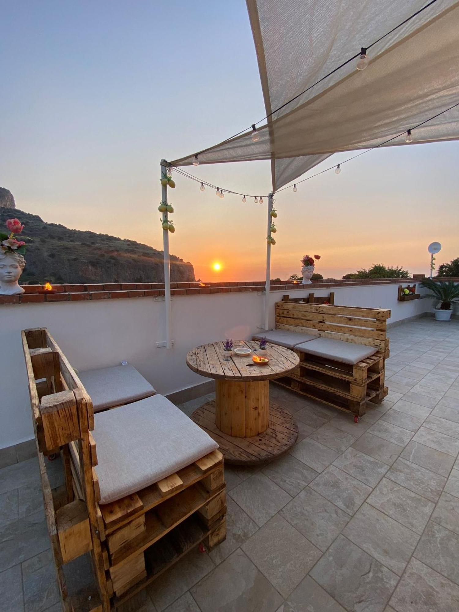 Il Tramonto Apartment คาปาชิ ภายนอก รูปภาพ