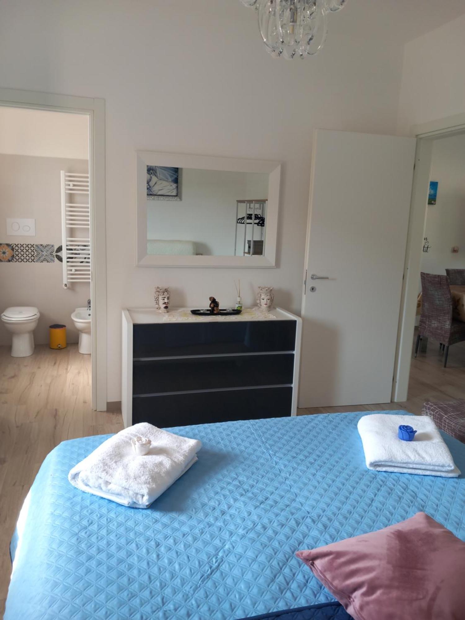 Il Tramonto Apartment คาปาชิ ห้อง รูปภาพ