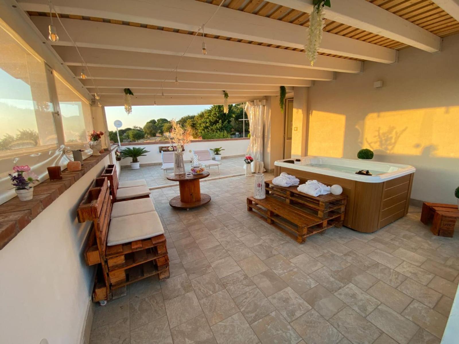 Il Tramonto Apartment คาปาชิ ภายนอก รูปภาพ